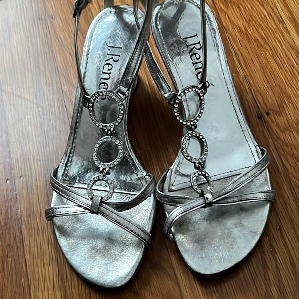 GUC J. Renee silver wedge sandals